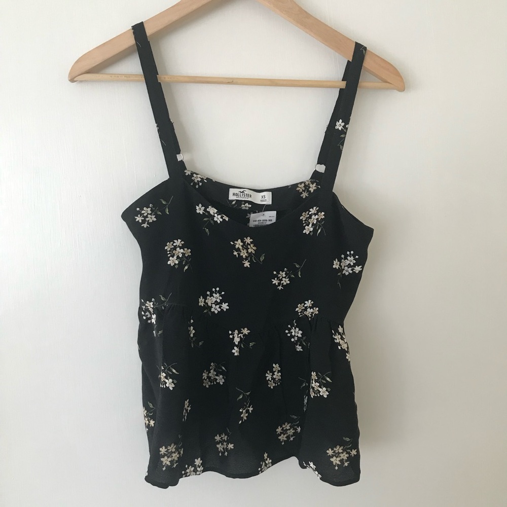 NWT Hollister Tank